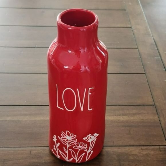 Shabby Chic Red Ceramic Flower Vase With LOVE And Flowers‎ Engraved Design - Picture 6 of 10